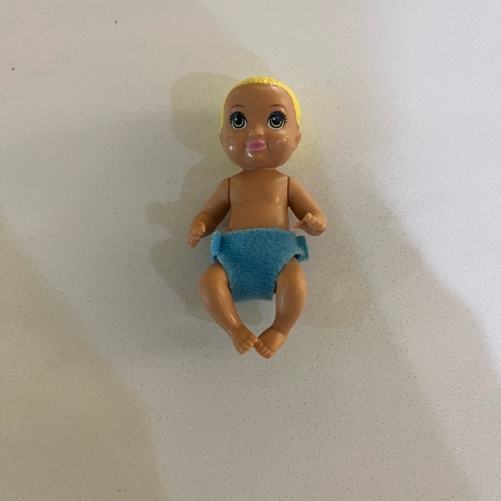 Barbie Skipper Babysitting Baby 2019